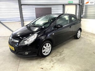 Opel Corsa 1.2-16V Business airco cruise control Leder