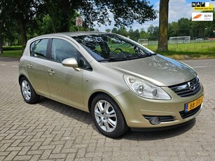 Opel Corsa 1.4-16V Cosmo 1e eigenaar dealer onderhouden