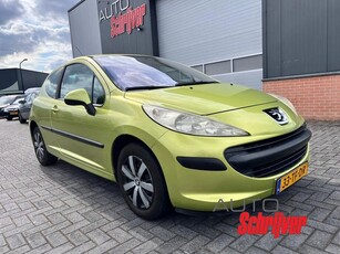 Peugeot 207 1.4-16V X-line (bj 2006)