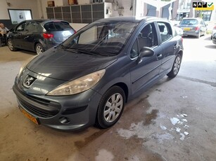 Peugeot 207 1.4-16V XT Info:0655357043