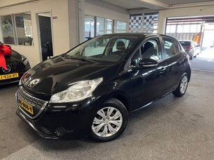 Peugeot 208 1.2 VTi *5drs*2013*NAVI*APK* (bj 2013)