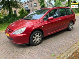 Peugeot 307 Break 1.6-16V XS Premium met Airco en Trekhaak!