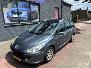 Peugeot 307 SW 1.6-16V Pack nieuw apk geleverd (bj 2006)