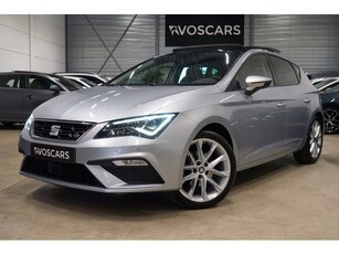 SEAT Leon 1.5 TSI FR * Pano - Alcantara - Trekhaak -