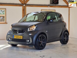 Smart Fortwo 1.0 Prime (Climate / Cruise / 17 Inch /