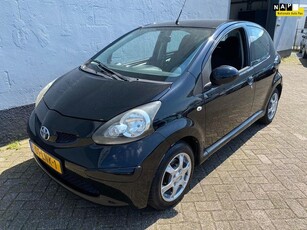 Toyota Aygo 1.0-12V 5-Deurs - Airco - LMV