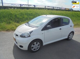 Toyota Aygo Toyota ayco 1.0 benzine 5 deurs airco dorpel