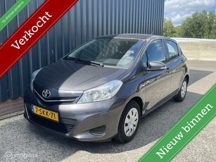 Toyota Yaris 1.0 VVT-i Now 5DEURS / AIRCO / NAP /