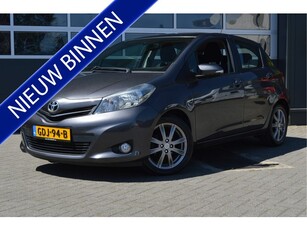 Toyota Yaris 1.3 VVT-i Executive Panodak Bluetooth