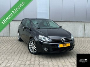 Volkswagen Golf 1.4 TSI Highline Trekhaak APK CRUISE NAVI