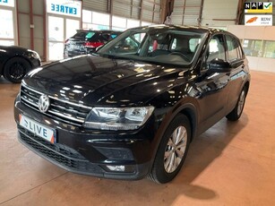 Volkswagen Tiguan 1.4 TSI ACT Trendline ZWART CRUISE