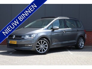 Volkswagen Touran 1.2 TSI Highline Edition R 7p Panoramadak