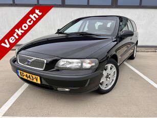 Volvo V70 2.4 Comfort Line Nette auto (bj 2002)