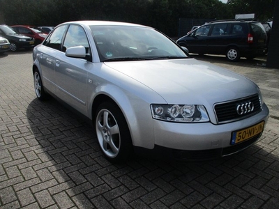 Audi A4 Limousine 2.0 AIRCO! CRUISE! APK 4-2024!