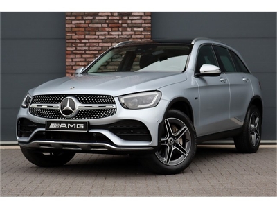 Mercedes-Benz GLC 300e 4-MATIC AMG Line Aut9 Distronic+