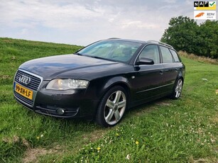 Audi A4 Avant 2.0 TFSI Quattro Advance Automaat Flippers