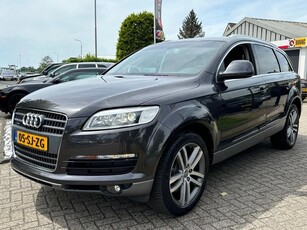 Audi Q7 4.2 FSI Quattro 7-Persoons Alcantara Youngtimer 2006