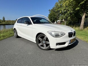 BMW 1-serie 116i EDE Upgrade Edition LeerPDCCruise