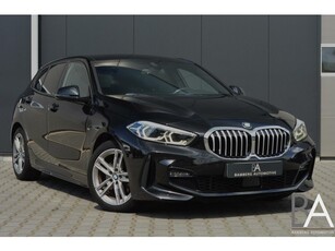 BMW 1-serie 118i Automaat cruisesfeerverlichting19inch OZ