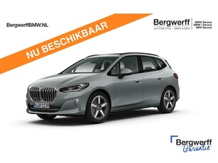 BMW 2 Serie Active Tourer 218i Luxury Line - Pano -