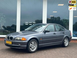 BMW 3-serie 318i Executive - Airco - Leder - Nieuwe APK