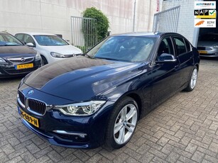 BMW 3-serie 330e NAVI LEDER HEADUP FUL LED KEYLESS