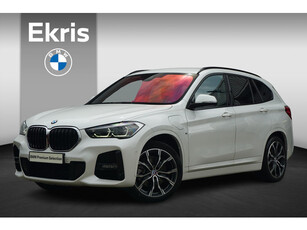 BMW X1 xDrive25e High Executive M Sportpakket 19'' / Head-Up Display / Active Cruise Control / Comfort Acces