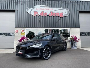 Cupra Leon 1.4 E-Hybrid Black Edition Stuur Stoelverwarming Carplay Parkeer