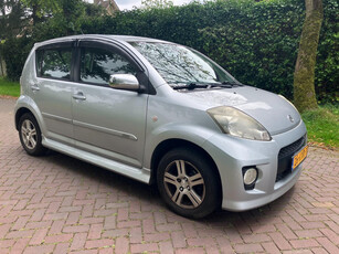 Daihatsu Sirion 2 1.3-16V Sport 5 Deurs AIRCO- IJKOUD ZEER MOOI APK 31 Aug 2025