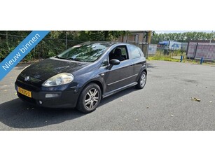 Fiat Punto Evo 1.3 M-Jet Dynamic ZO INGERUILD DUS ZO WEG