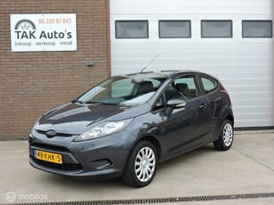 Ford Fiesta 1.25 Titanium/Airco/met boekjes en NAP