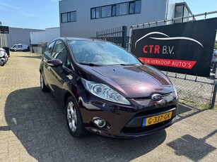 Ford Fiesta 1.4 Titanium (bj 2009) KEYLESSCLIMALMVNIEUWE