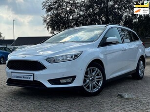 Ford Focus Wagon 1.0 Titanium Edition NAVI PDC PARK ASSIST