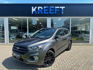 Ford Kuga 1.5 Titanium Styling Pack 4WD Panorama (bj 2017)