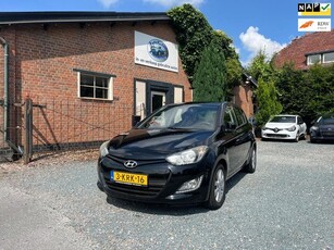 Hyundai I20 1.2i i-Deal ( Airco + Trekhaak )