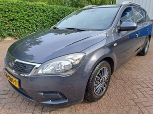 Kia cee'd Sporty Wagon 1.4 CVVT X-tra AIRCO/TREKHAAK 110PK