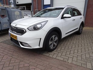 Kia Niro 1.6 GDi Hybrid DynamicLine NAV l Apple Carplay l