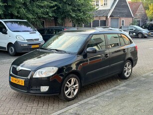 Škoda Fabia Combi 1.4-16V Sport (bj 2009)