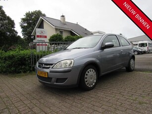 Opel Corsa 1.2-16V Enjoy,,LEZEN !!! (bj 2004)