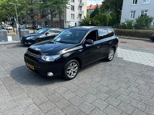 Mitsubishi Outlander 2.0 PHEV Executive Edition (bj 2014)