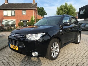 Mitsubishi Outlander 2.0 PHEV Instyle / Leder / Schuifdak /