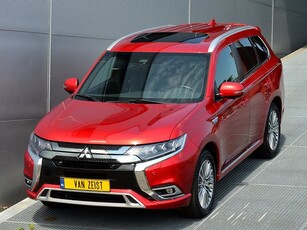 Mitsubishi Outlander PHEV 2.4 INSTYLE 4WD PLUG IN HYBRID