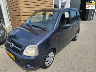 Opel Agila 1.2-16V Essentia