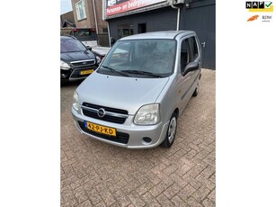 Opel Agila 1.2-16V Essentia