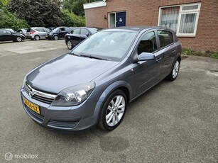 Opel Astra 1.6 Cosmo