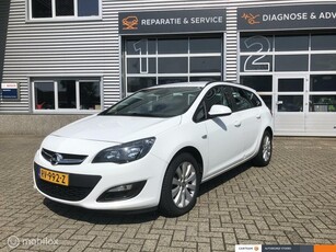 Opel Astra Sports Tourer 1.6 CDTi Business +