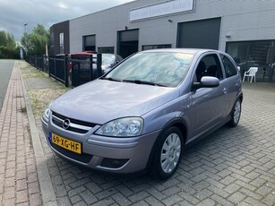 Opel Corsa 1.2-16V Silverline AIRCO 1e EIGENAAR