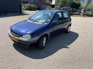 Opel Corsa 1.2i-16V Onyx! Rijd goed! (bj 2000)