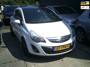 Opel Corsa 1.4-16V Color Edition airco elek pak nap apk