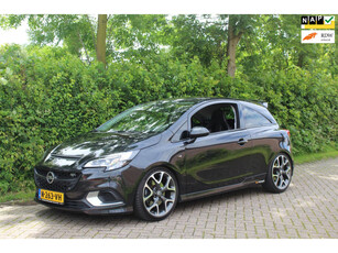 Opel Corsa 1.6 Turbo OPC Performance